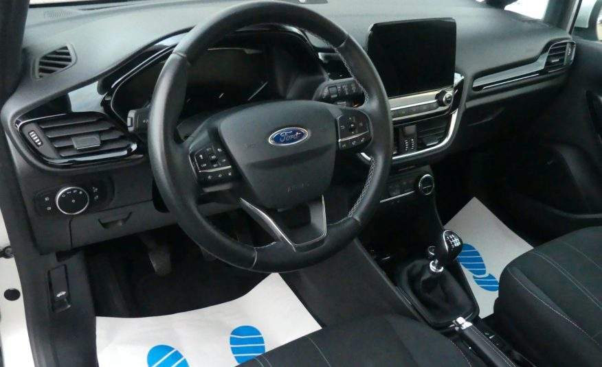 FORD Fiesta Cool & Connect LED Navi Carplay