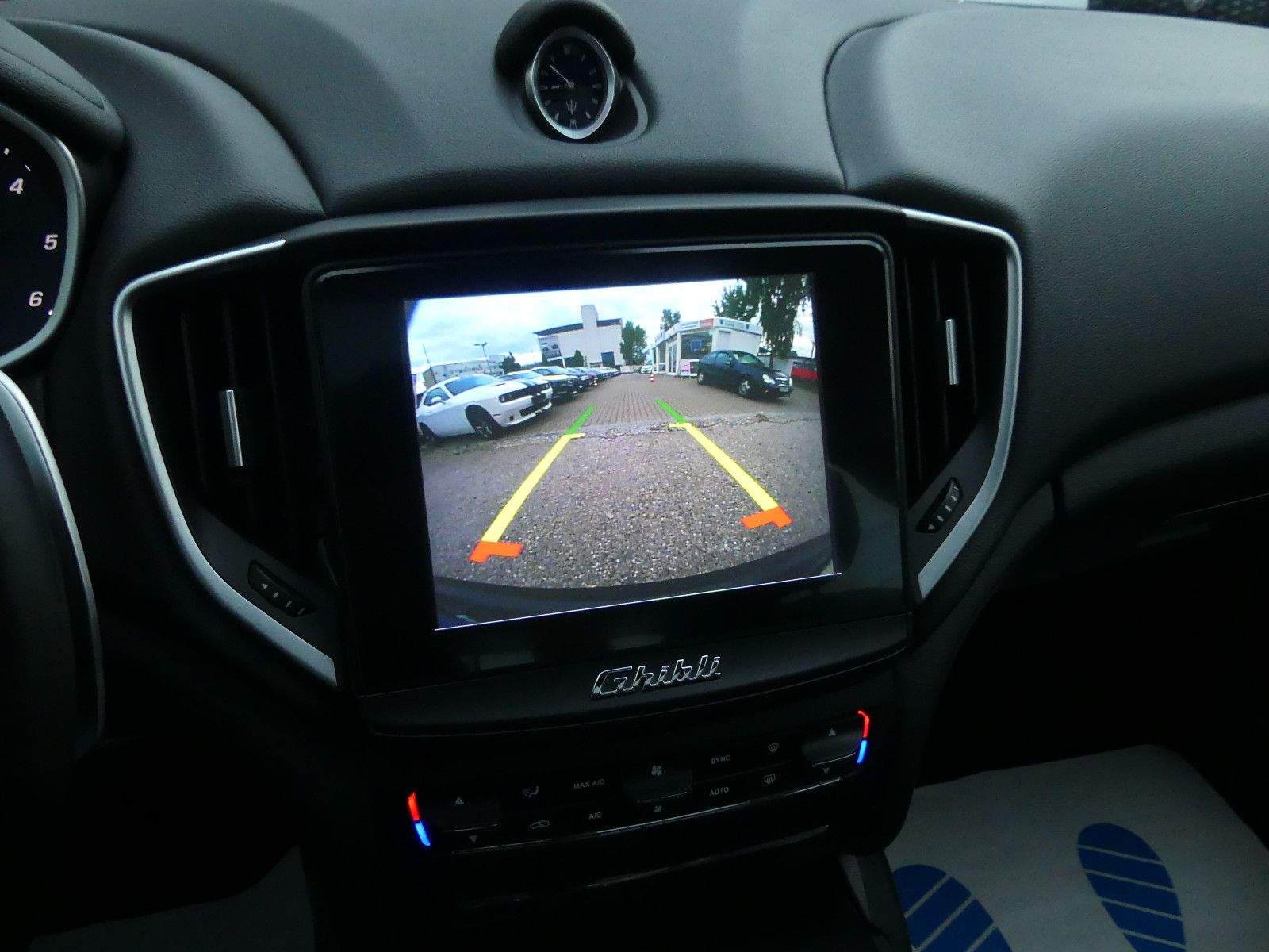 MASERATI Ghibli Diesel Glasdach Navi Kamera