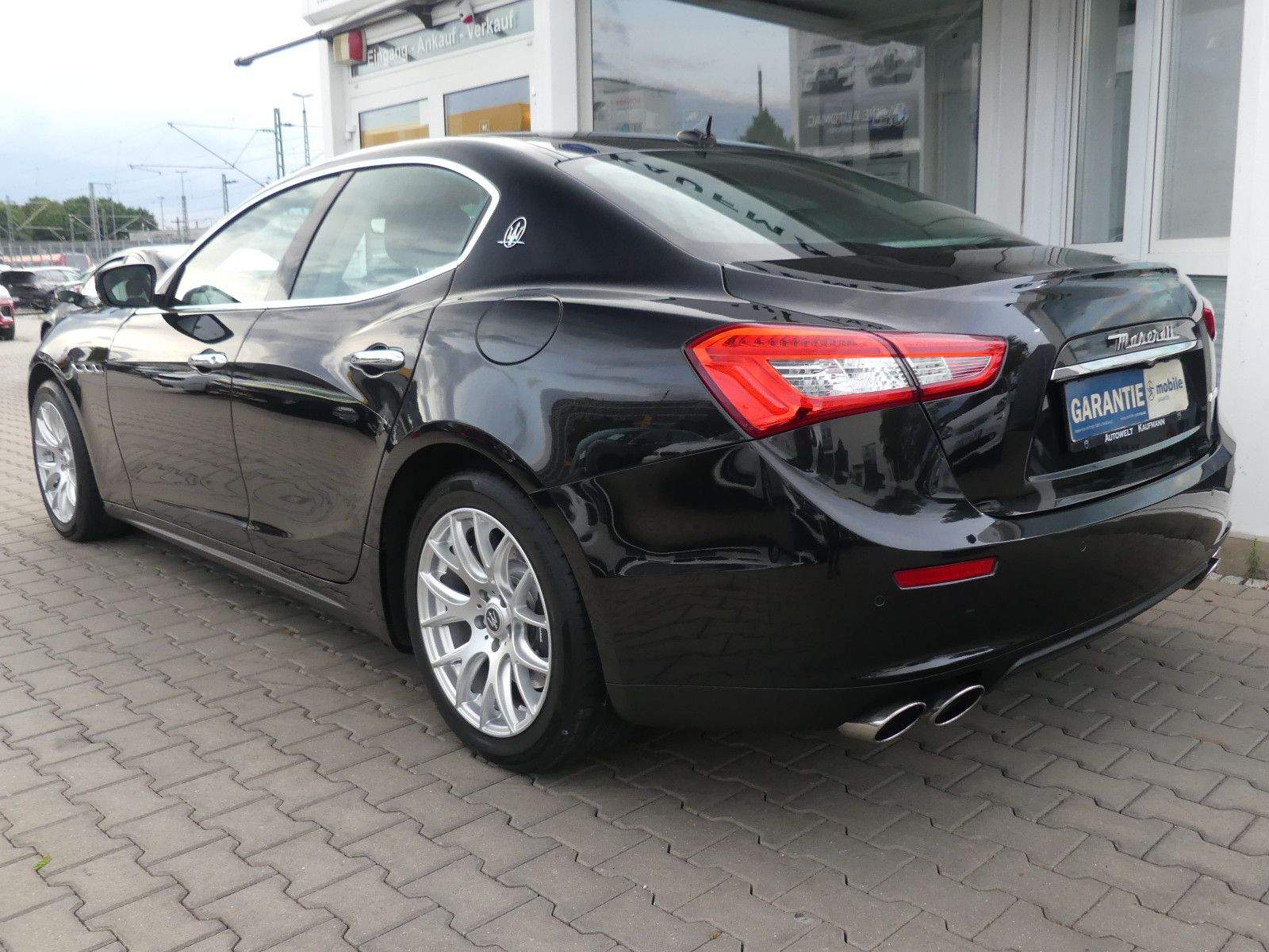 MASERATI Ghibli Diesel Glasdach Navi Kamera