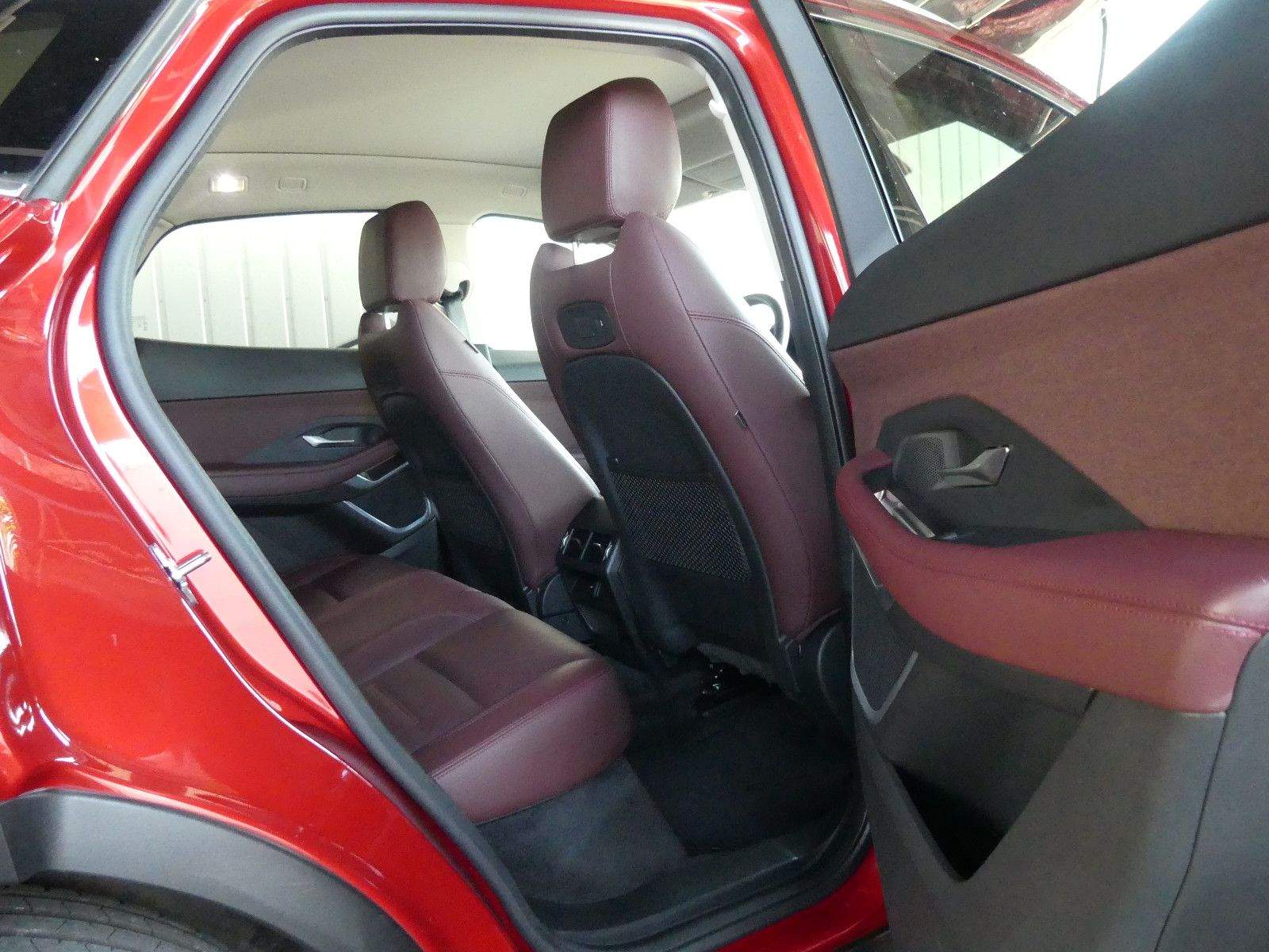 JAGUAR E-Pace R-Dynamic HSE. AWD. SHZ. 360CAM. ACC. LED