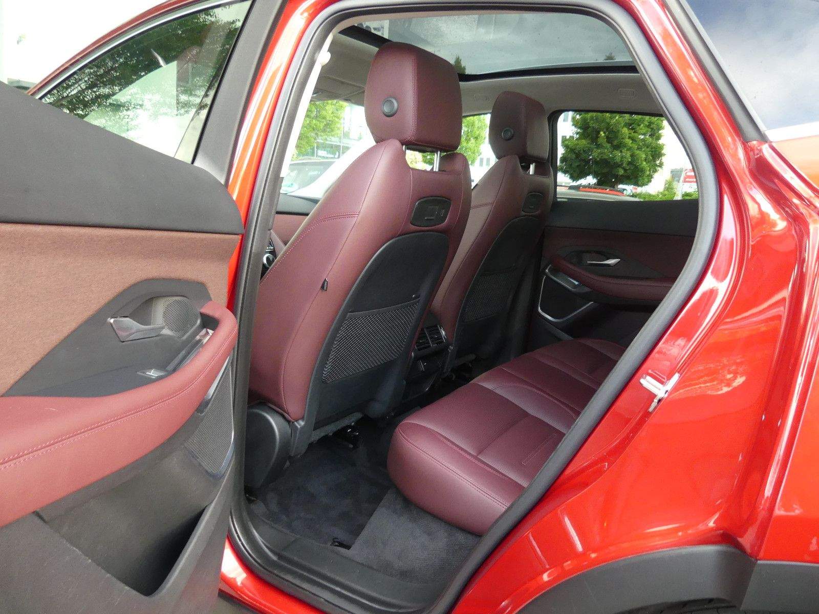 JAGUAR E-Pace R-Dynamic HSE. AWD. SHZ. 360CAM. ACC. LED