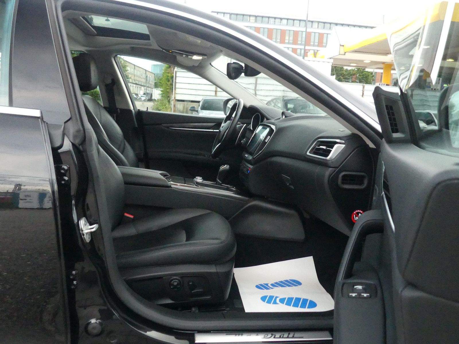 MASERATI Ghibli Diesel Glasdach Navi Kamera