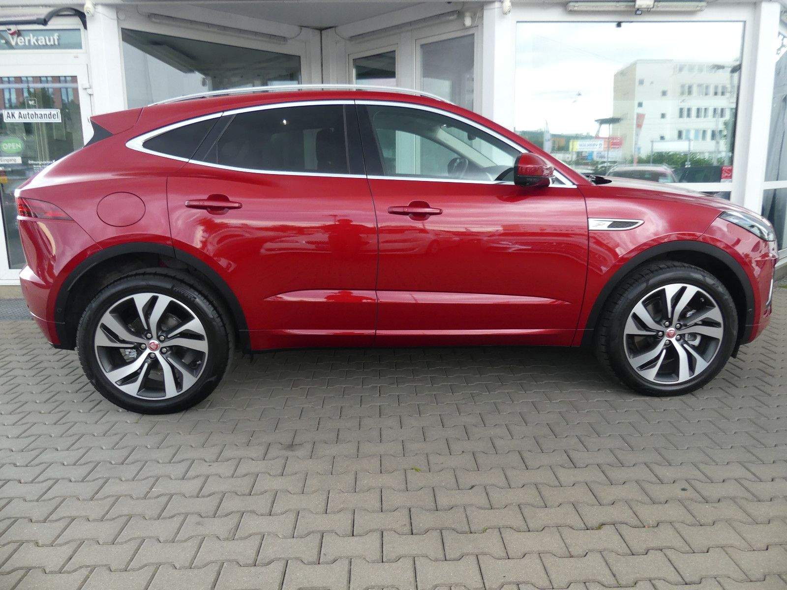 JAGUAR E-Pace R-Dynamic HSE. AWD. SHZ. 360CAM. ACC. LED
