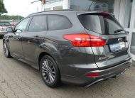FORD Focus ST-Line Apple Carplay Bi-Xenon PDC Sitzhei