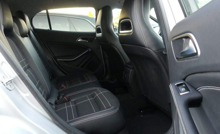 MERCEDES-BENZ GLA 220 CDI 4Matic Urban Night Navi