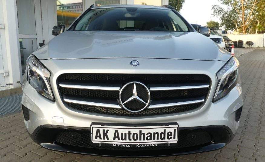 MERCEDES-BENZ GLA 220 CDI 4Matic Urban Night Navi