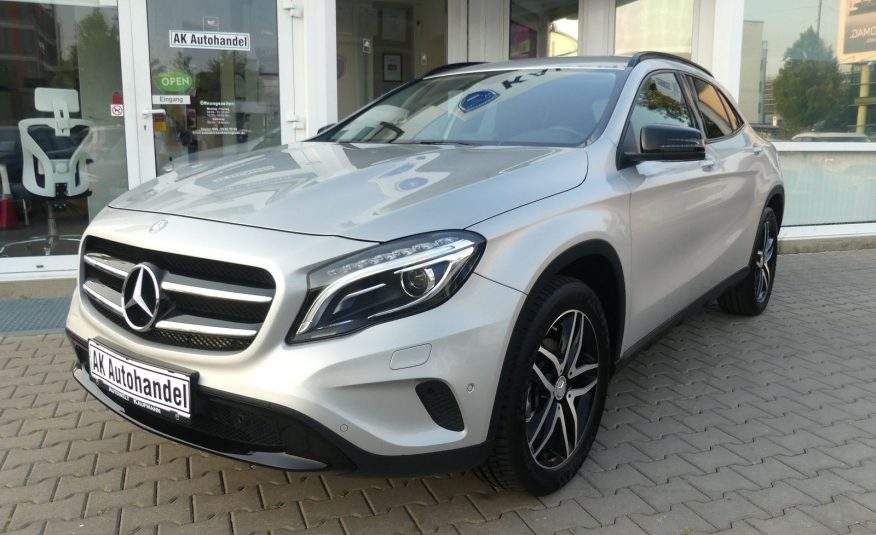 MERCEDES-BENZ GLA 220 CDI 4Matic Urban Night Navi