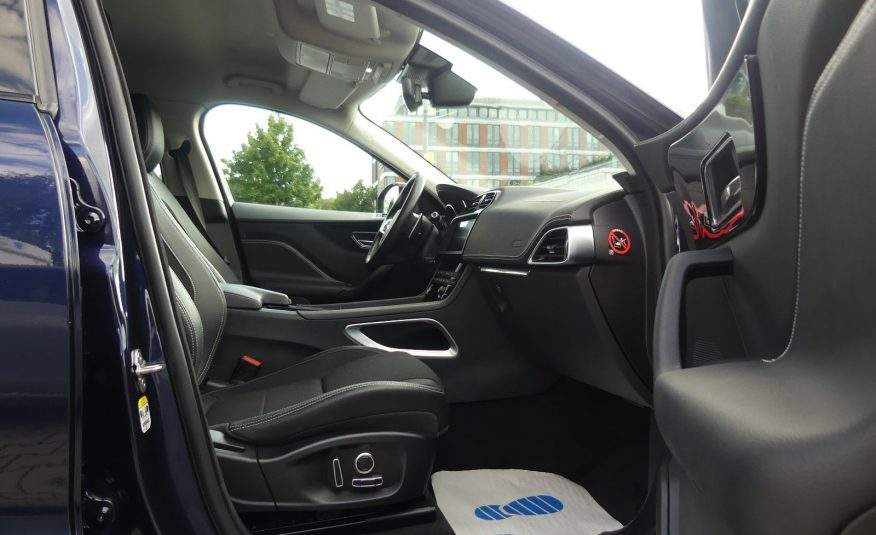 JAGUAR F-Pace R-Sport AWD Apple Carplay Kamera Sitzheiz
