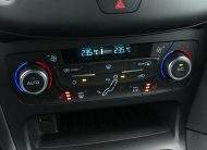 FORD Focus ST-Line Apple Carplay Bi-Xenon PDC Sitzhei