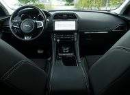 JAGUAR F-Pace R-Sport AWD Apple Carplay Kamera Sitzheiz