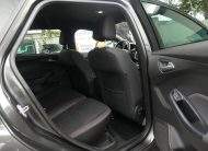 FORD Focus ST-Line Apple Carplay Bi-Xenon PDC Sitzhei