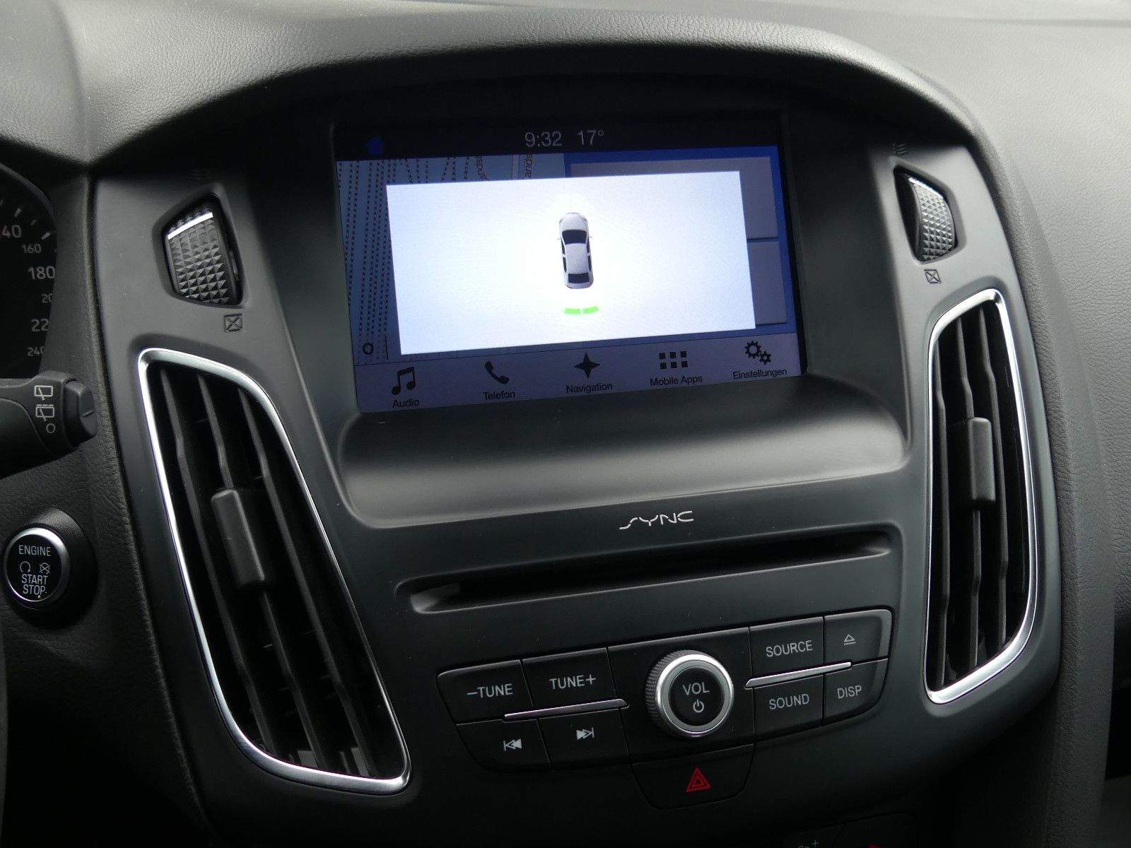 FORD Focus ST-Line Apple Carplay Bi-Xenon PDC Sitzhei