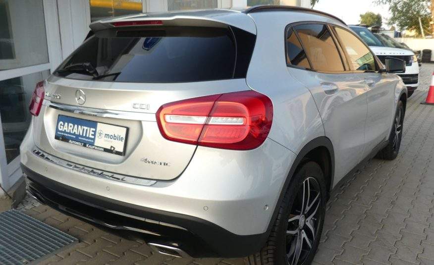 MERCEDES-BENZ GLA 220 CDI 4Matic Urban Night Navi