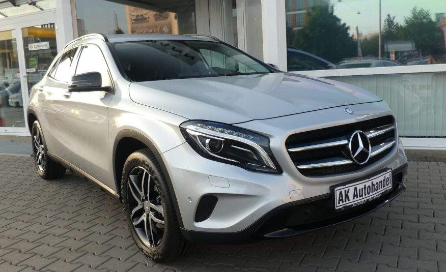 MERCEDES-BENZ GLA 220 CDI 4Matic Urban Night Navi