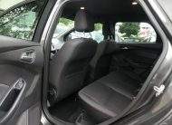 FORD Focus ST-Line Apple Carplay Bi-Xenon PDC Sitzhei