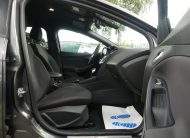 FORD Focus ST-Line Apple Carplay Bi-Xenon PDC Sitzhei