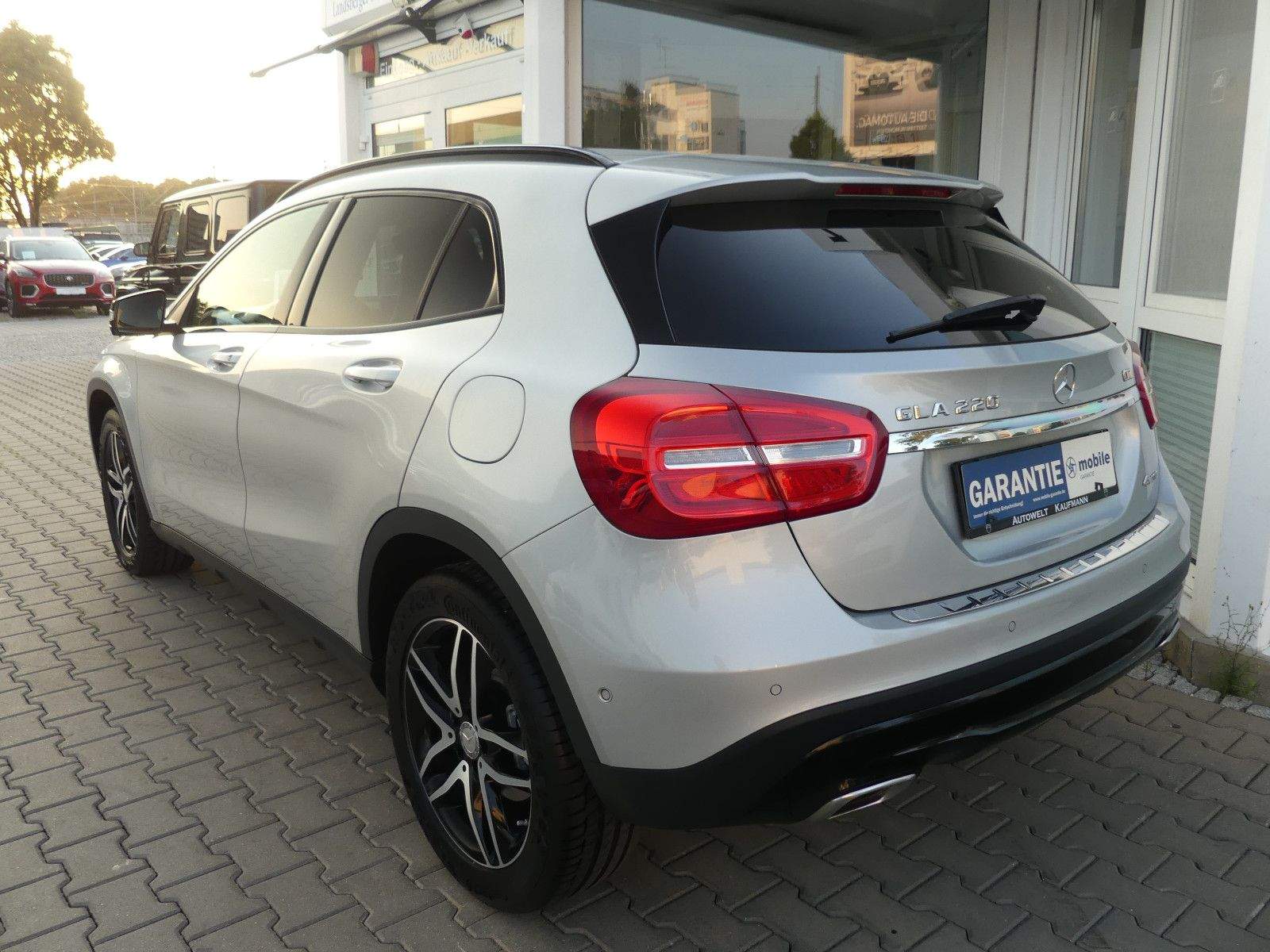 MERCEDES-BENZ GLA 220 CDI 4Matic Urban Night Navi