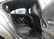 MERCEDES-BENZ CLA 180 AMG-Line LED Leder Kamera Navi
