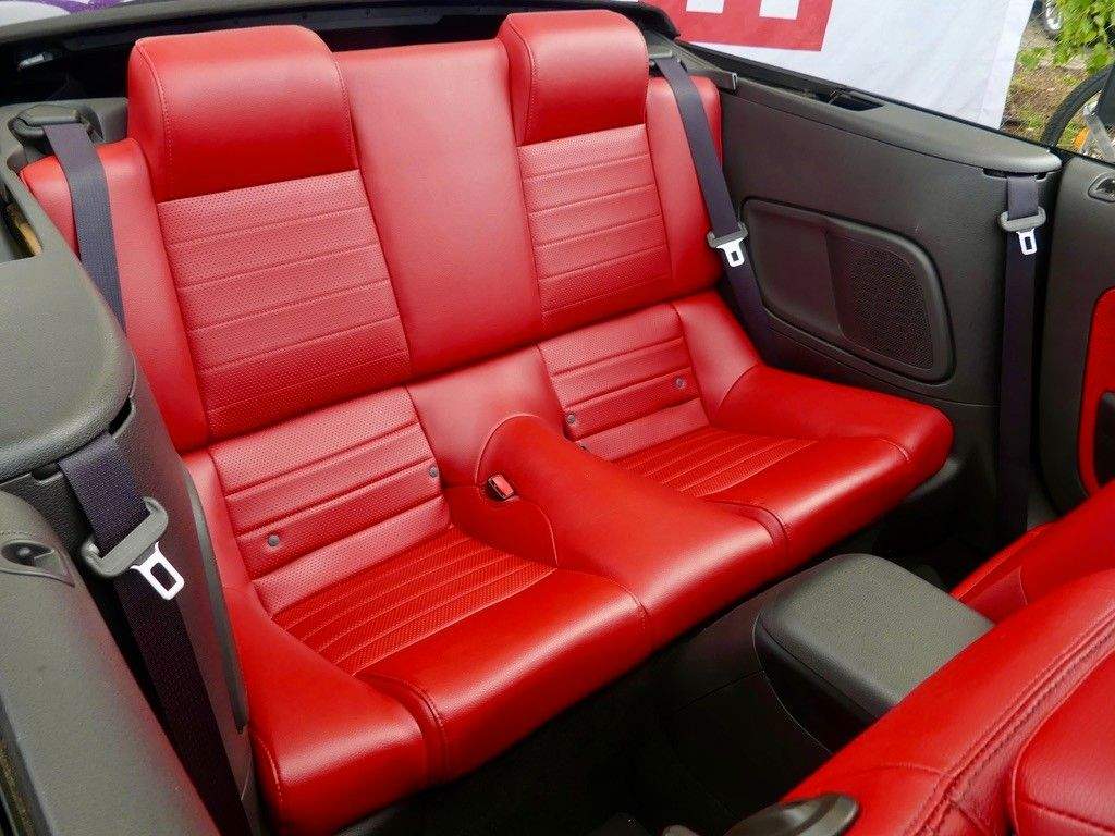 FORD Mustang Cabrio Aut. Leder Sitzhzg. Klima