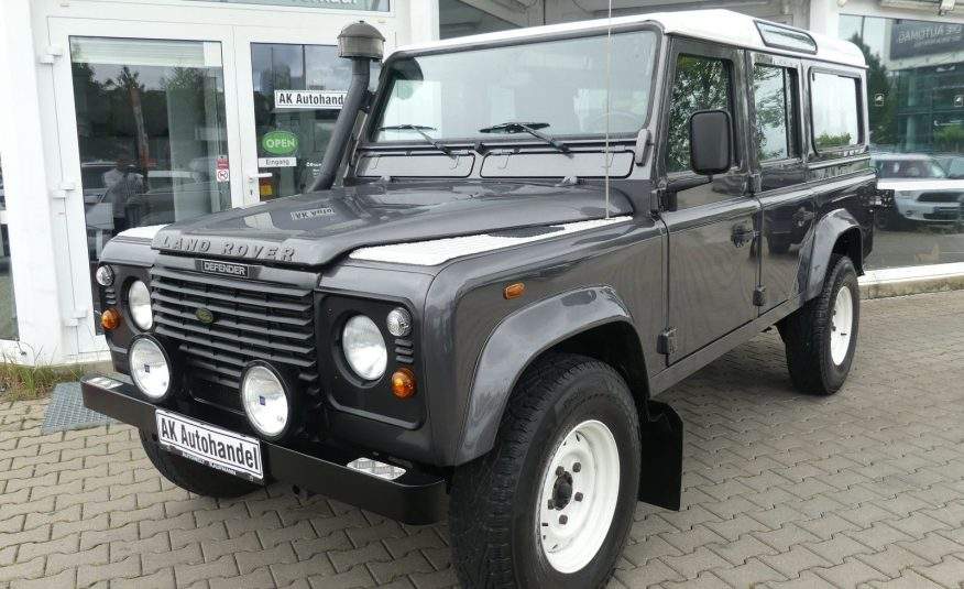 LAND ROVER Defender 110 SE Station Wagon TD5