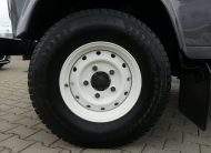 LAND ROVER Defender 110 SE Station Wagon TD5