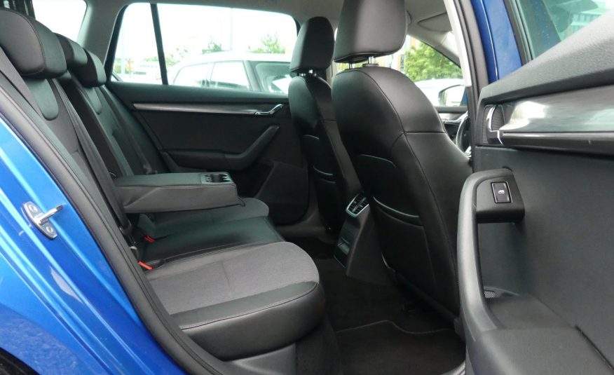 SKODA Octavia Combi Style Aut LED ACC Kam CarPlay