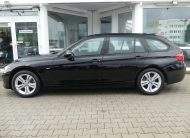 BMW 318i Touring Sport Line Panorama Nav Hud CarPlay
