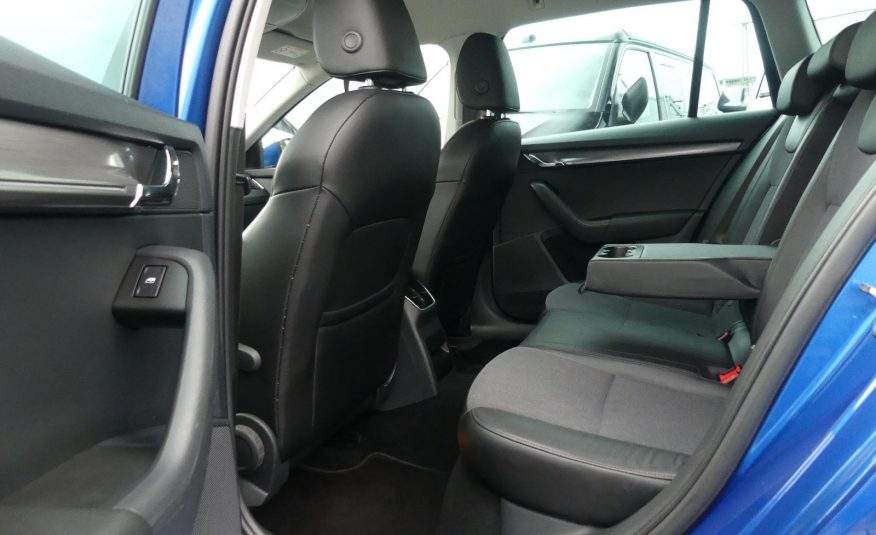 SKODA Octavia Combi Style Aut LED ACC Kam CarPlay