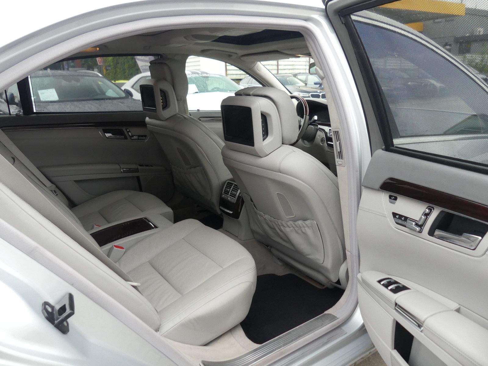 MERCEDES-BENZ S 500 CGI BE 4Matic Lang Massage Harman Kardon