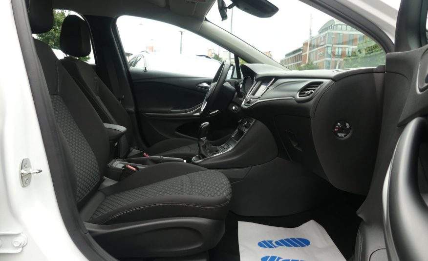 OPEL Astra K Lim. Edition LED Lenkradheiz Shz CarPlay