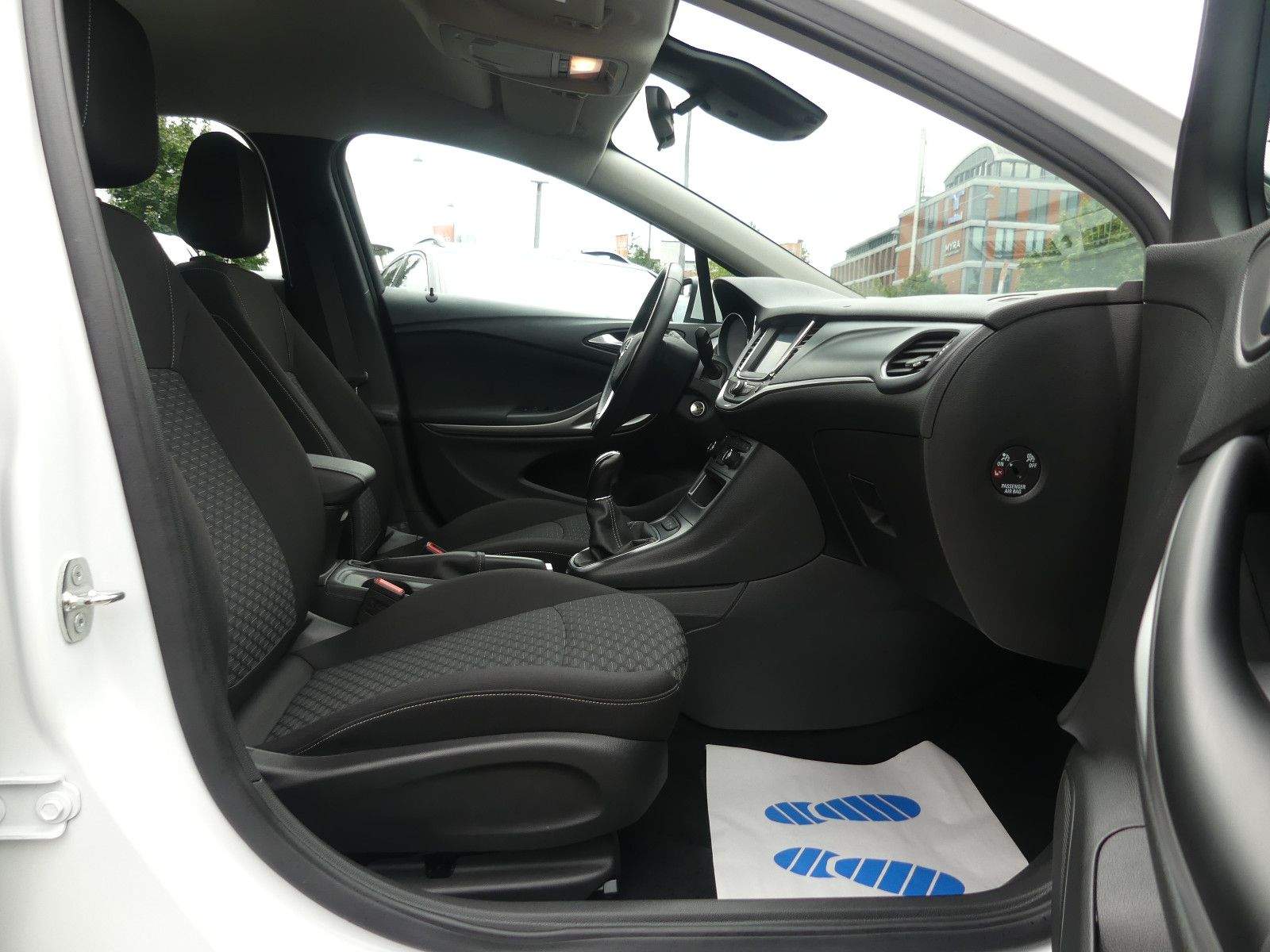 OPEL Astra K Lim. Edition LED Lenkradheiz Shz CarPlay