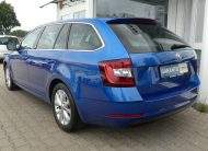 SKODA Octavia Combi Style Aut LED ACC Kam CarPlay