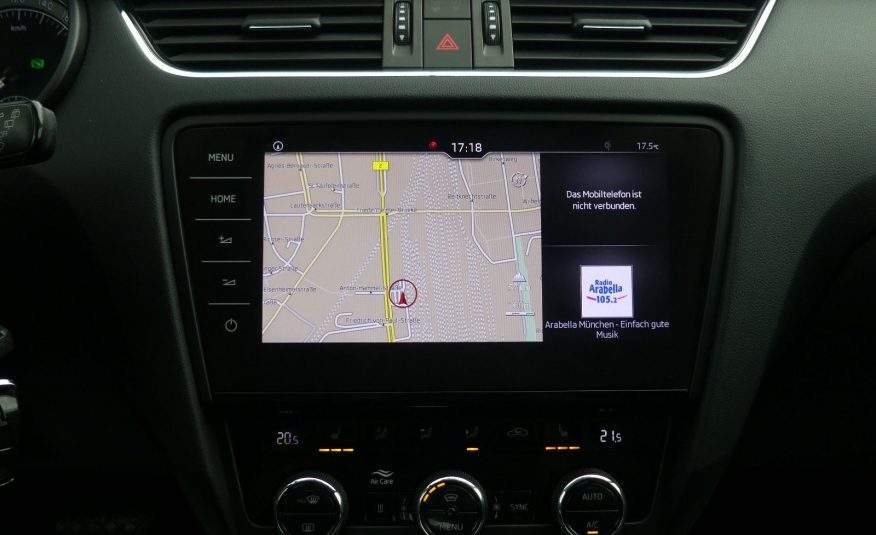 SKODA Octavia Combi Style Aut LED ACC Kam CarPlay