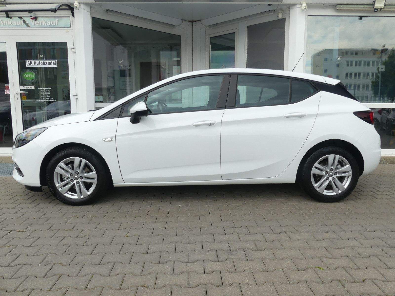 OPEL Astra K Lim. Edition LED Lenkradheiz Shz CarPlay