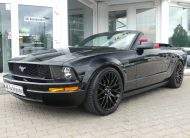 FORD Mustang Cabrio Aut. Leder Sitzhzg. Klima