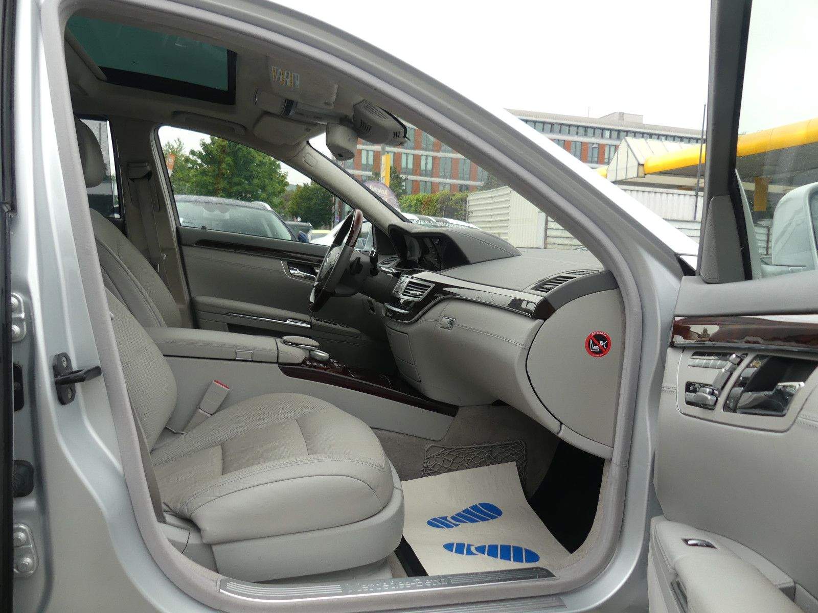 MERCEDES-BENZ S 500 CGI BE 4Matic Lang Massage Harman Kardon