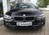 BMW 318i Touring Sport Line Panorama Nav Hud CarPlay
