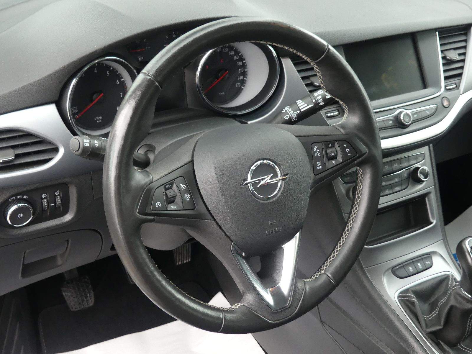 OPEL Astra K Lim. Edition LED Lenkradheiz Shz CarPlay