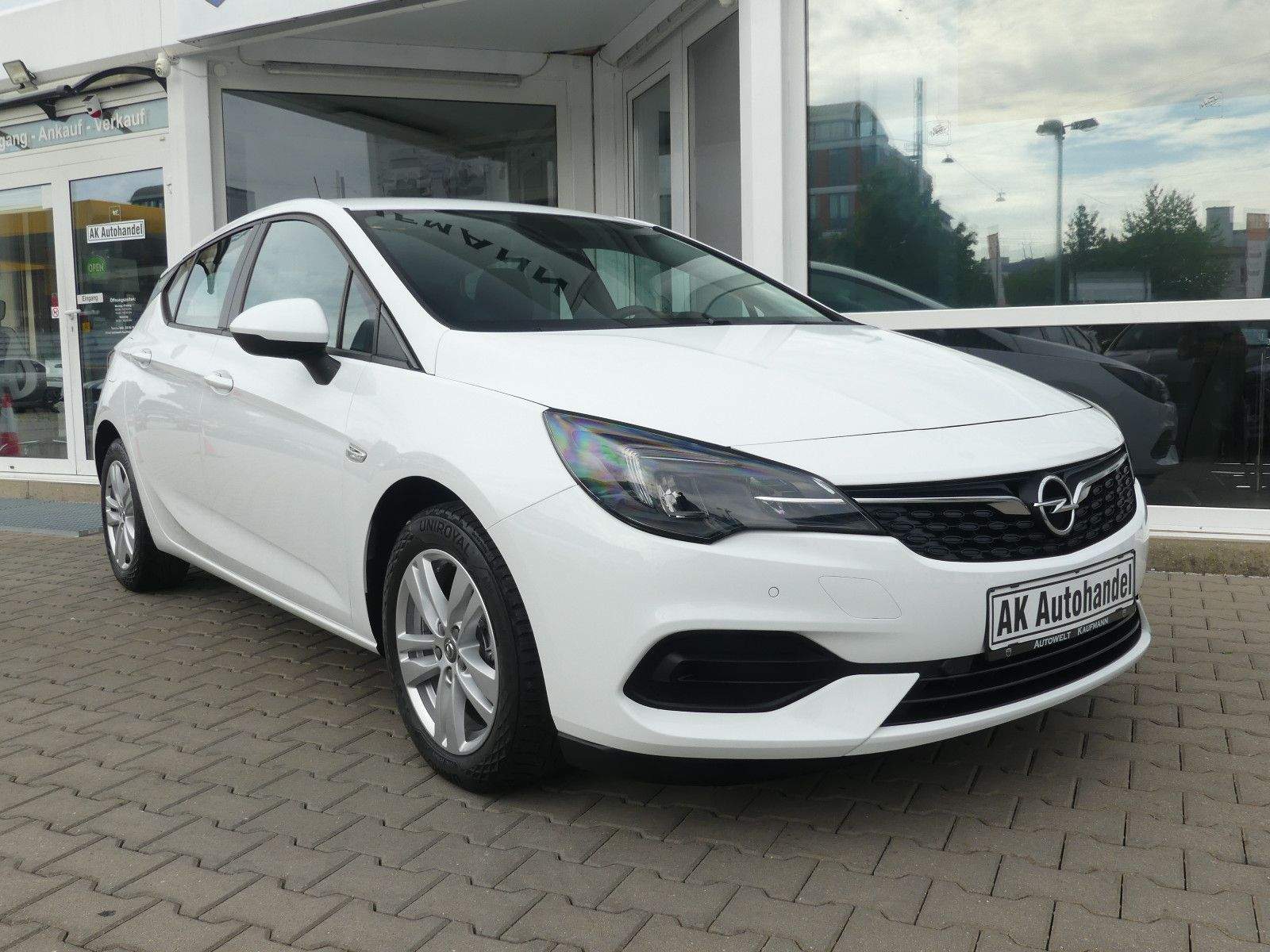 OPEL Astra K Lim. Edition LED Lenkradheiz Shz CarPlay