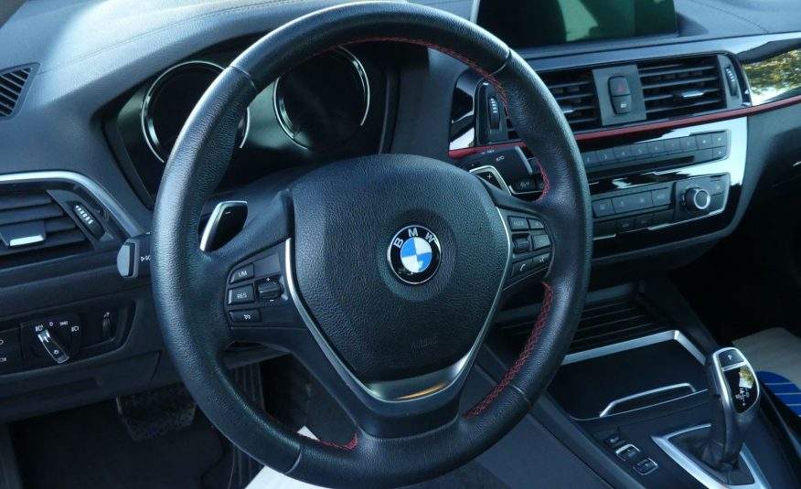 BMW 220i Sport-Aut. Sport Line Coupe LED Navi