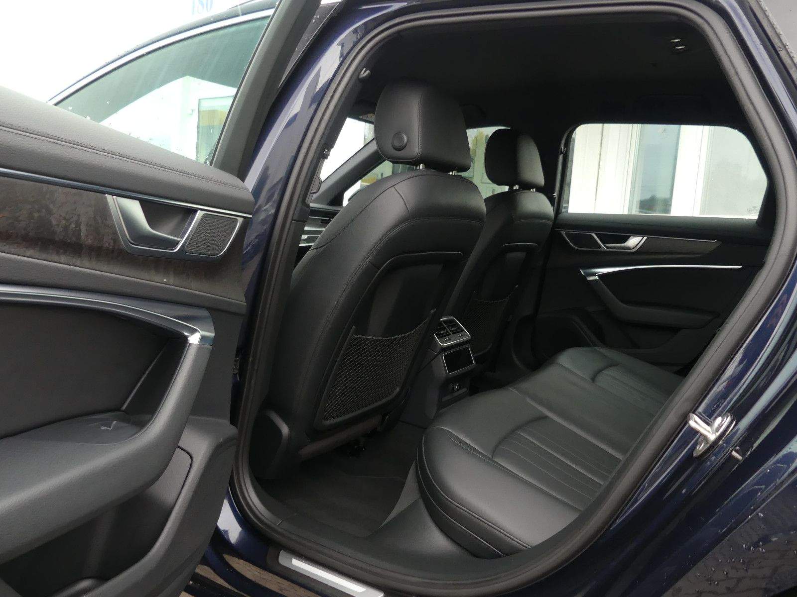 AUDI A6 Avant 40 TDI Quattro Design LED Leder