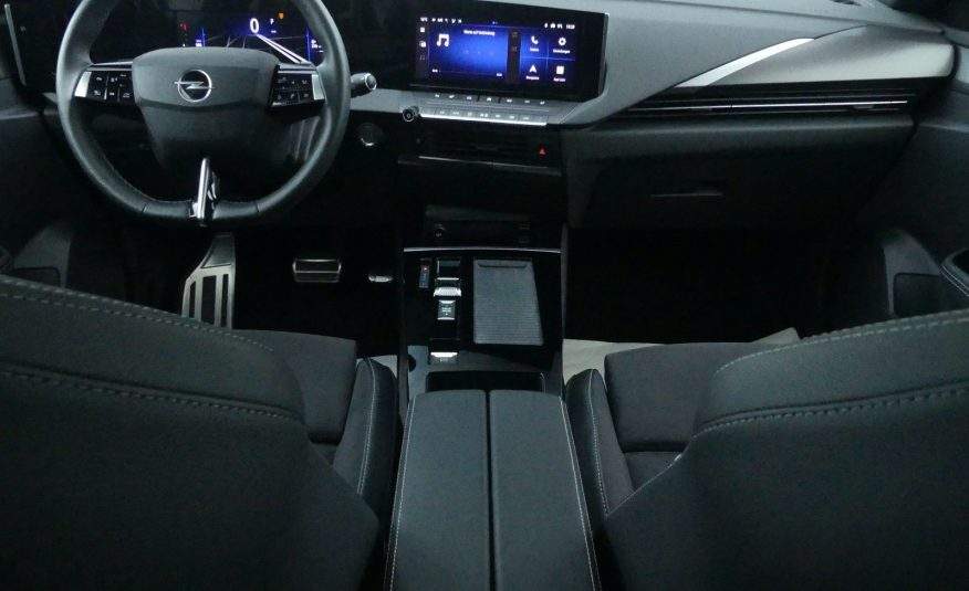 OPEL Astra Lim. Ultimate Intelli Aut ACC LED Leder