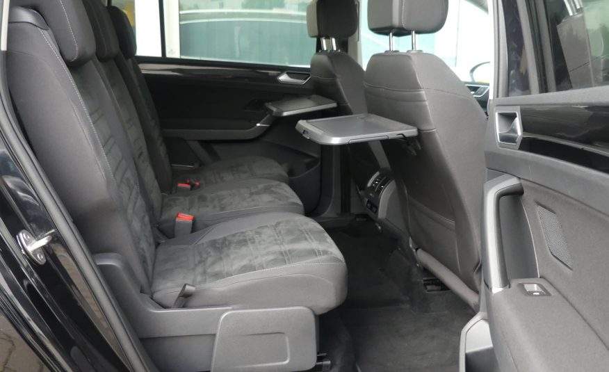 VW Touran R-Line Highline ACC  Alcantara
