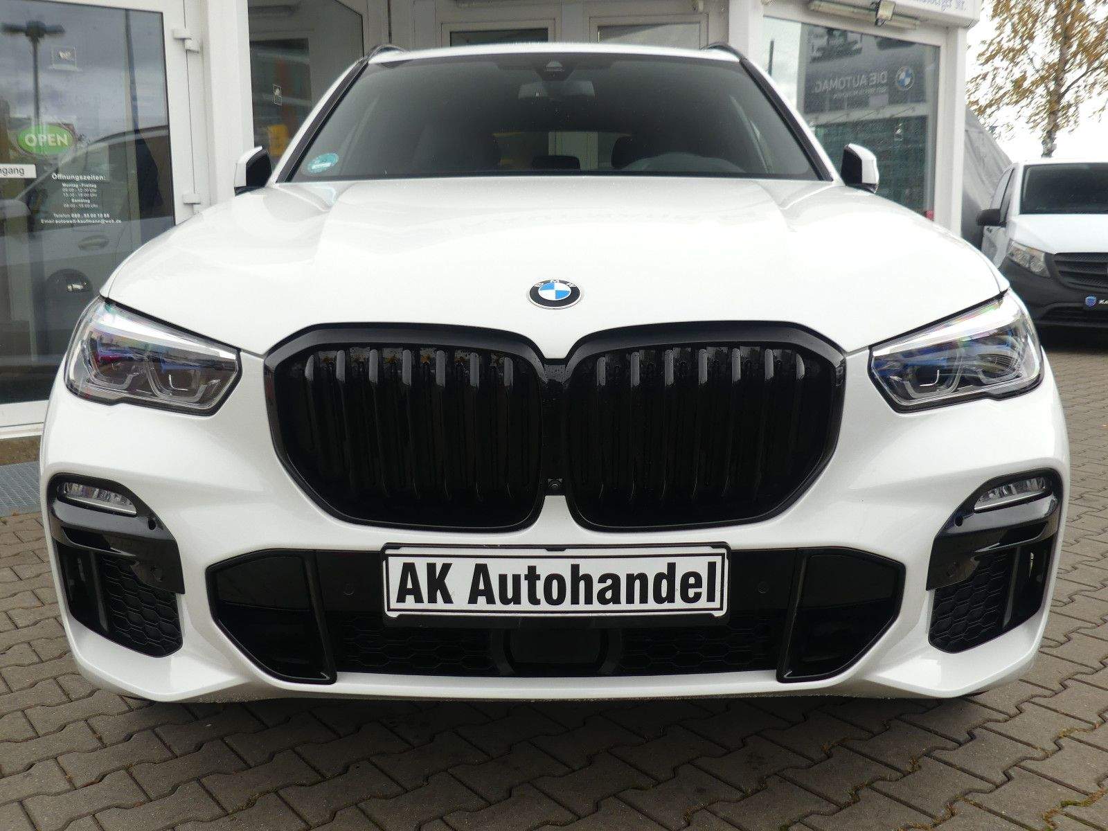 BMW X5 M50i ShadowLine Pano HUD Innovation Laser H&K