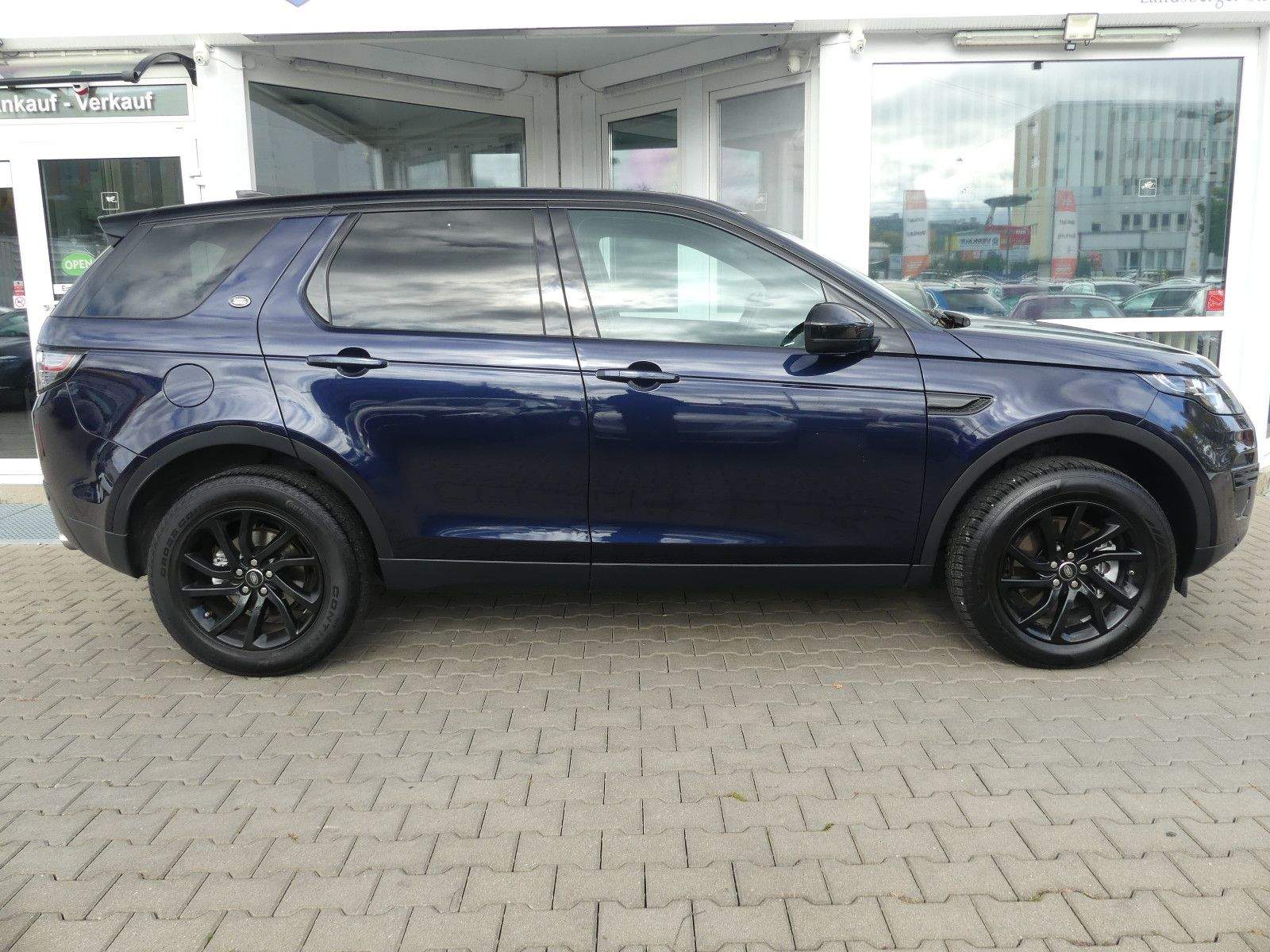 LAND ROVER Discovery Sport SE AWD Navi. Cam. Pano. Meridian