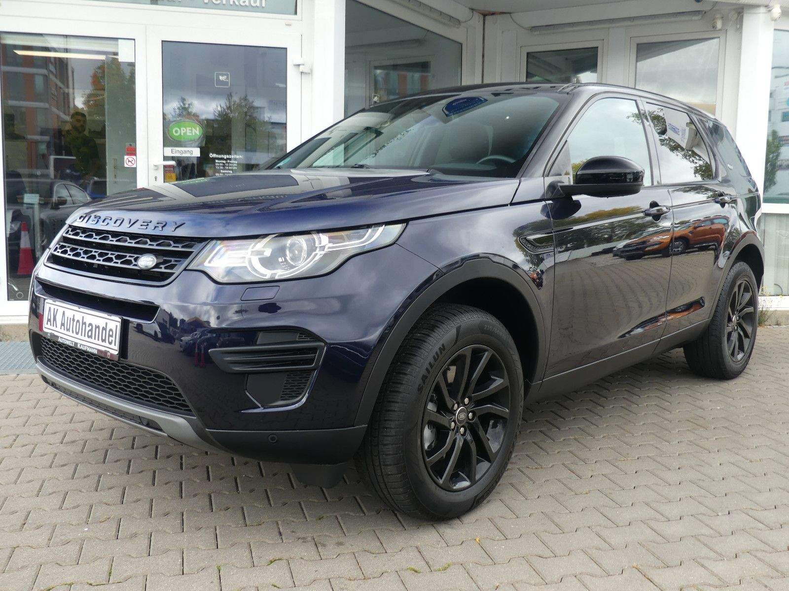 LAND ROVER Discovery Sport SE AWD Navi. Cam. Pano. Meridian