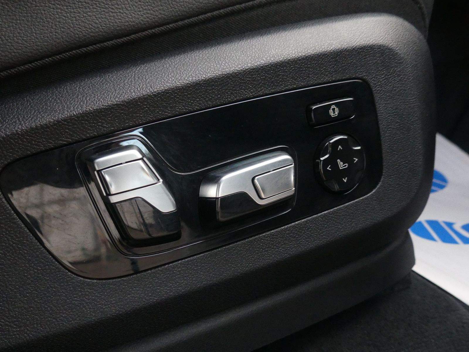 BMW X5 M50i ShadowLine Pano HUD Innovation Laser H&K