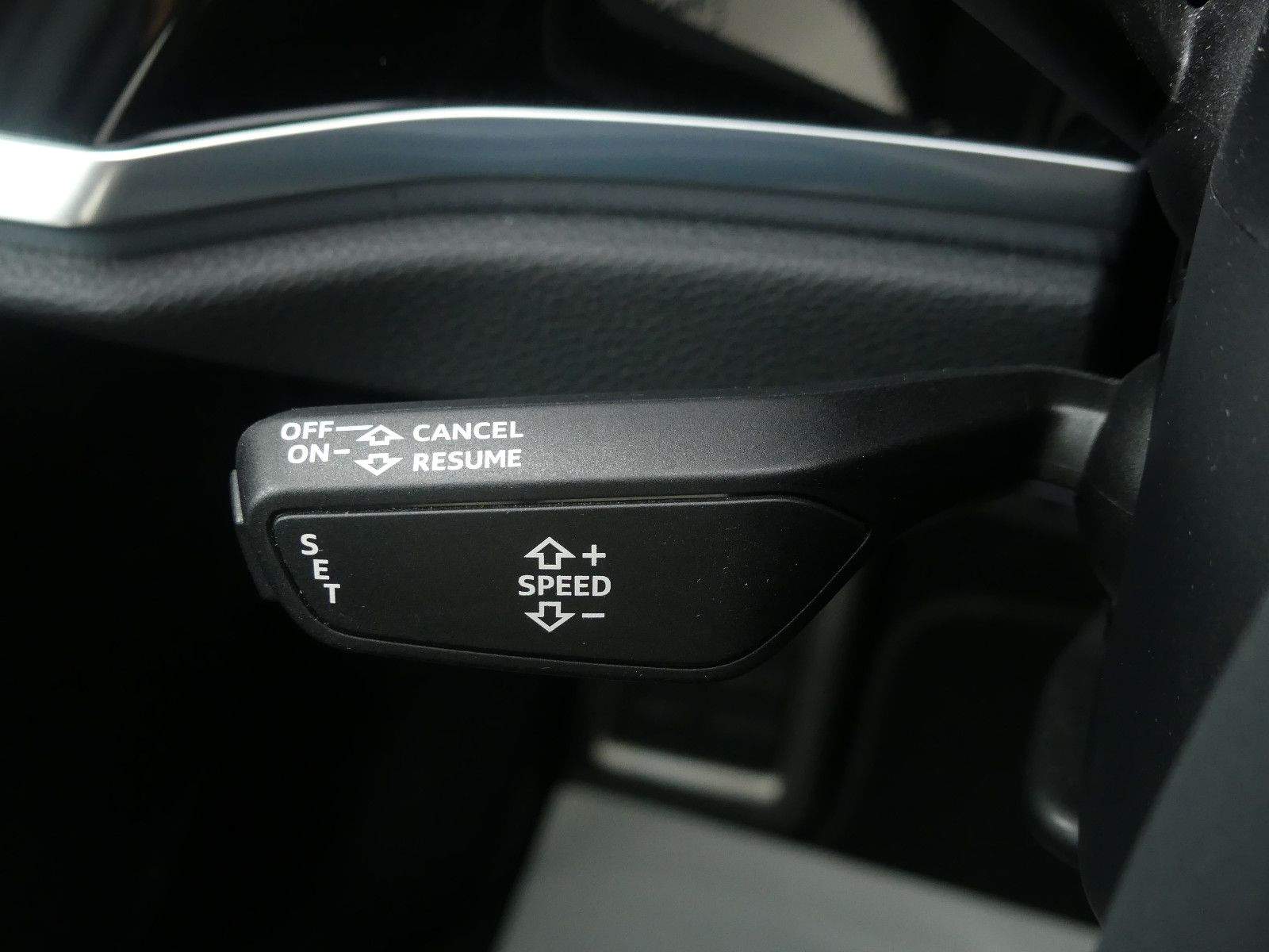 AUDI Q3 Sportback 35 TFSI S line LED Leder Camera Nav