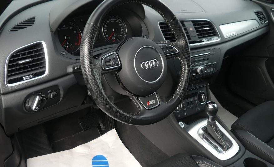 AUDI Q3 Sport S-line Quattro Xenon Matrix-Blinker