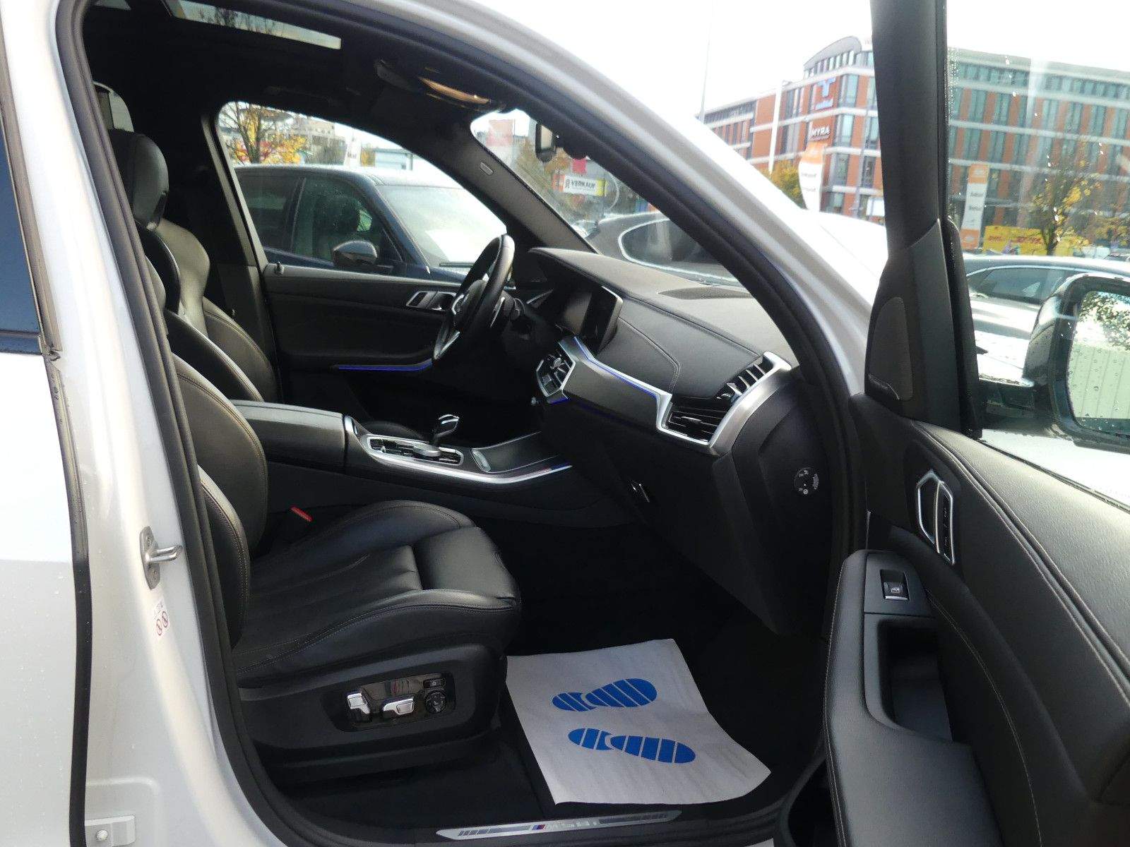 BMW X5 M50i ShadowLine Pano HUD Innovation Laser H&K